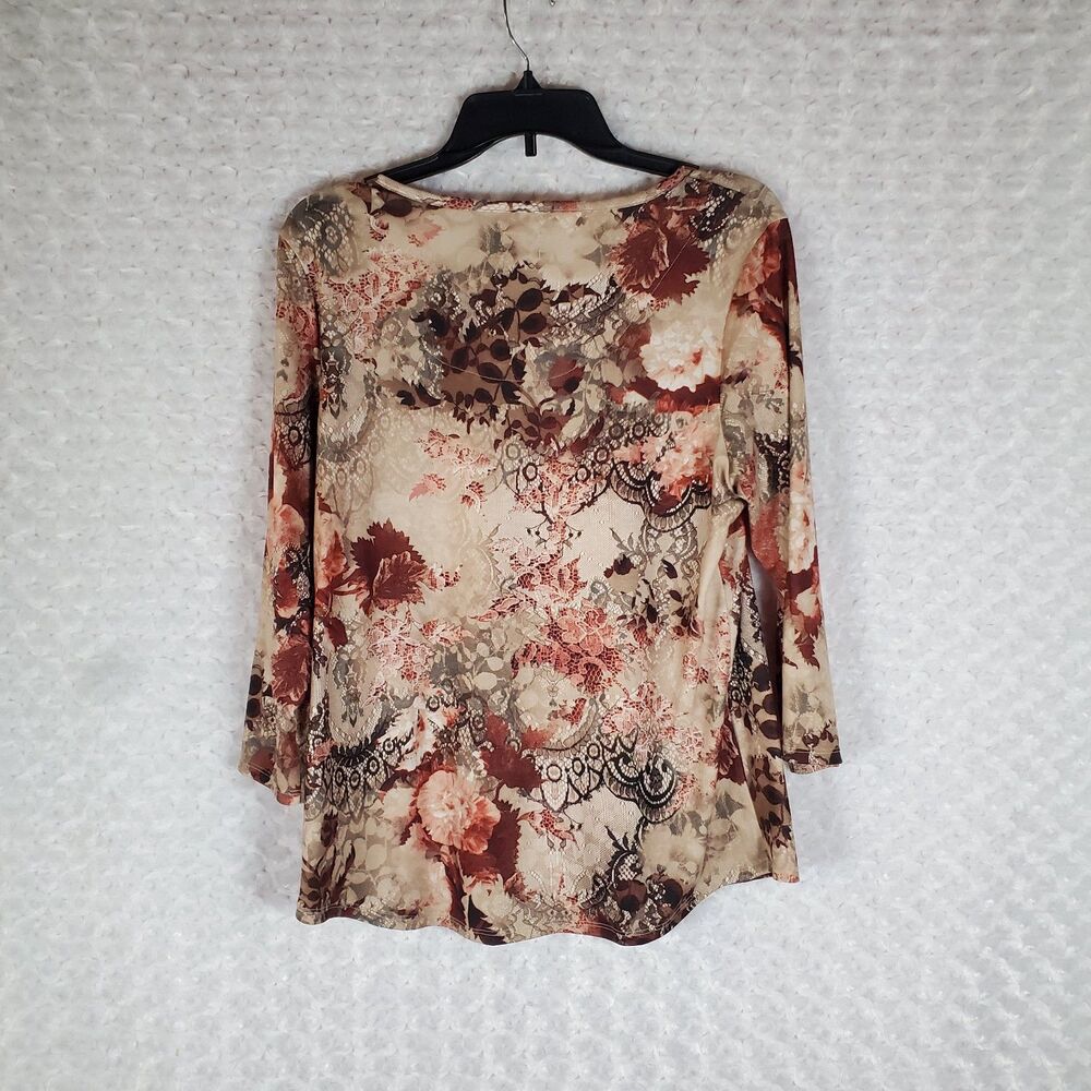 Chico's Floral Print Top Size M - Picture 3 of 6